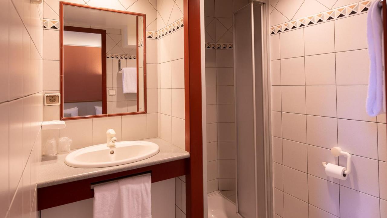סרלה-לה קנדה Hotel Des Recollets מראה חיצוני תמונה